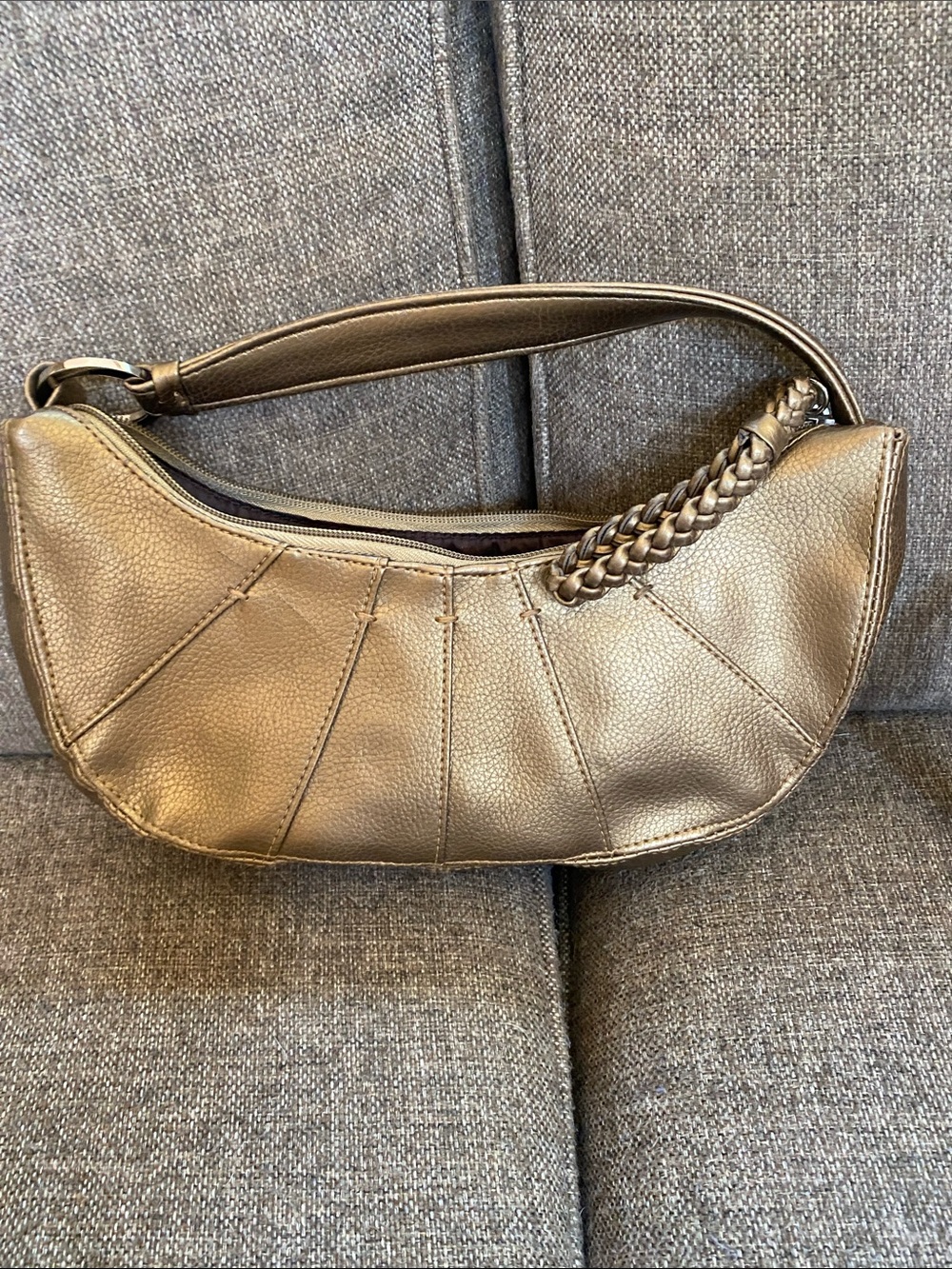 Vintage Tommy Hilfiger Hobo Bag
Like New
